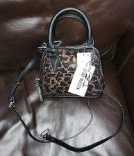 Hermoso Mini Bolso de Mujer Brillante Steve Madden Hope Embellecido con Asa Superior
