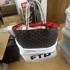 Bolso de Mano FTP REPETE LOGO Lateral Marrón