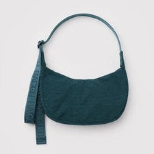¡NUEVO! Baggu PEQUEÑA BOLSA MEDIA LUNA en “Deep Sea” — Lavable Reciclado. Nylon, Ajustable Correa