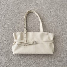 Bolso de hombro crema
