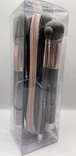Kit de 4 brochas de maquillaje Ulta Beauty impecable para rostro y ojos con estuche de viaje - sellado