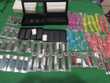 LIQUIDACION LOTE 50 RELOJES NUEVOS + REGALO 2 CAJAS EXPOSITORAS - SIN PILAS