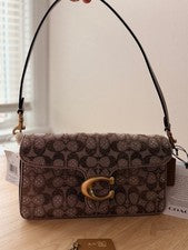 Bolso de hombro Coach Tabby 26 Crystal Signature Jacquard para mujer