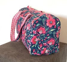Bolsas de viaje para mujer Indian azul marino florales florales bolsas de lona acolchadas EE. UU.