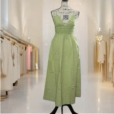 Vestido ZARA Mujer Verde Escote en V Delgado y Ajustable Correas Bolsillos Talla M