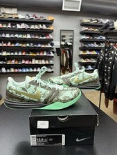 Nuevo 704942 301 Kobe MENTALITY Fibra de Vidrio Talla 12.5