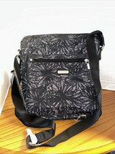 NUEVO CON ETIQUETAS BAGGALLINI GO BAGG Con Muñequera RFID Bandolera Bolso de Mano Viaje Gris Negro