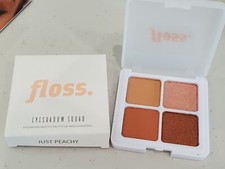 Sombra de ojos de hilo dental Squad en paleta cuádruple JUST PEACHY mate brillo melocotón neutro