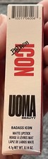 Lápiz labial mate UOMA Beauty Badass Icon 0,14 oz - Diana (rojo ladrillo) NUEVO EN CAJA