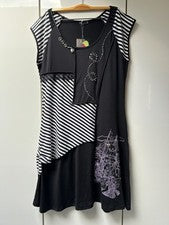 Schwarz-weißes Kleid For Her Paris - Größe L/XL