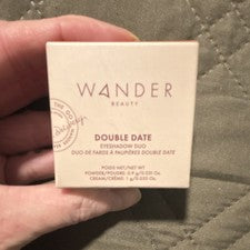 Sombra de ojos Wander Beauty Double Date Duo Smitten Swoon crema en polvo prensada