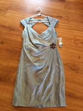 Vestido London Times Para Mujer 12 Verde Metálico Sin Mangas Espalda Abierta Cremallera Nuevo con Etiquetas $98