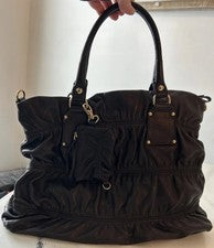 Bolso de mano Peruzzi Luxury Collection de cuero negro suave con correa para el hombro de colección nuevo sin etiquetas