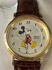 NUEVO EN CAJA NUEVO CON ETIQUETAS 1980 Reloj Seiko Tono Dorado Damas Mickey Mouse