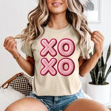 Camiseta XOXO Tejida Estilo Mujer Linda Romántica Amor San Valentín Regalo de Cumpleaños