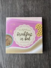 Paleta de sombras de ojos Beauty Bakerie Breakfast In Bed. 9 tonos.
