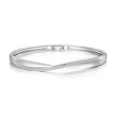 Brazalete de arco plateado creado con cristales Zircondia® (7 pulgadas)