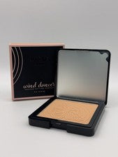 Whats Up Beauty ~ Polvo de ajuste prensado Wind Dancer - Mediano (0,32 oz) Nuevo en caja