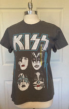 Camiseta KISS Faces Cubierta Gris Manga Corta Banda Aspecto Retro 100% Algodón Pequeña Nueva