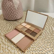 Khroma Beauty Kourtneys Kardazzle Paleta Facial Oro Rosa Sombra de Ojos Rubor NUEVO