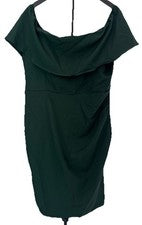 Vestido vaina FHQ Collection para mujer con hombros descubiertos acanalados sin mangas verde esmeralda