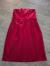 Vestido corto de cóctel para mujer Express Design Studio rojo satinado talla 2