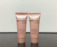 Iluminador facial Revlon Skinlights - FPS 15 - 02 luz rosa - 0,34 oz LOTE DE 2
