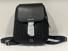 Mochila para mujer Calvin Klein mediana con cremallera logotipo CK cuero negro nueva con etiquetas
