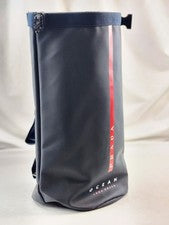 Mochila de vinilo negra Prada Luna Rossa Ocean Sailing Sling Bag Beauty Gimnasio