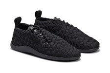 (SIN IMPUESTO ADUANERO) BOTTEGA VENETA Plat zapatillas bajas tejidas negras 7 EE. UU. 40