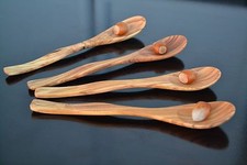 Utensilios de cocina de madera de olivo - Lote de cuatro cucharas de 19 cm