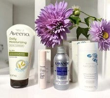 Lote de 4 SURTIDOS PRODUCTOS PARA EL CUIDADO DE LA PIEL - LAVANDE, MARY KAY, AVEENO + ONOMIE ¡NUEVO!