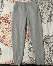Pantalones deportivos grises Fashion Nova para hombre