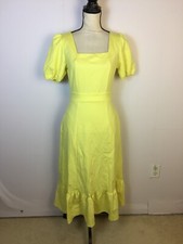 Nuevo sin etiquetas Vestido Brigitte Brianna Midi Talla S Mujer Amarillo Tejido Cuello Cuadrado Volantes Dobladillo