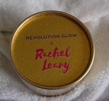 Nuevo Revolution Glow Rachel Leary Diosa Dorada Brillo Puff Iluminador