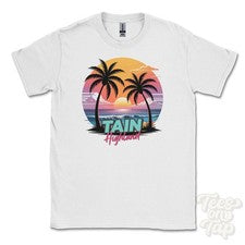 CAMISETA TAIN HIGHLAND - Retro Estilo Miami Divertida Parodia de Verano Reino Unido