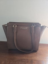 Bolso de Mano Michael Kors Para Mujer Dee Dee Mediano Convertible Marrón Bolso de Mano Cartera