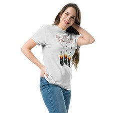 Tradición antes que moda. Camiseta indígena. Inspiración nativa