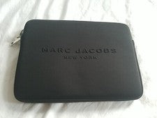 🍀Nuevo Bolso para Laptop Marc By Marc Jacobs Ropa de Trabajo Diseño Negro Hombres y Mujeres
