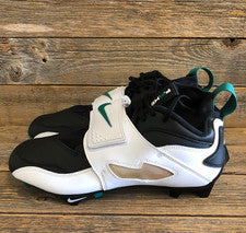 Botines de fútbol Nike Diamond Turf 93 TD HF5298-102 talla 10,5