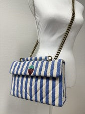Bolso Kensington mediano a rayas azul y crema Kurt Geiger nuevo con etiquetas $245