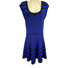 Vestido Mujer Talla L Azul y Negro Con Diseño Chevron Calce Elástico por Candie's