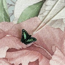 Collar colgante de porcelana mariposa malaquita verde joyería animal espiritual
