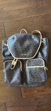 Mochila para mujer Calvin Klein con estampado de logotipo imitación de cuero correas ajustables