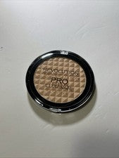 Iluminador Makeup Revolution Beauty PRO Illuminate