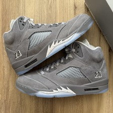 Nike Air Jordan 5 Retro Gris Lobo 2026 Talla 9.5, 11.5 Hombres Baloncesto DD0587-002