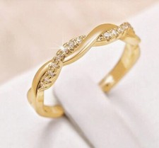 Anillo chapado en oro de 18 quilates torcido apilable delicado anillo diamantes venta todos los tamaños