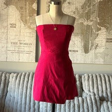 Mini Vestido Para Mujer BSCO Rosa Sin Tirantes Estilo Patinador Cremallera Lateral