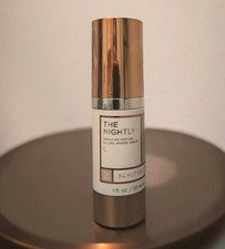 Suero facial BeautyBio The Nightly Peptide Filling Sphere 1 oz/30 ml cuidado de la piel