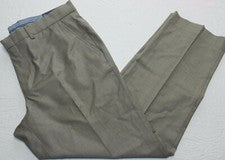 Pantalón NAUTICA talla 38W x 30L resistente a las arrugas frente plano $110 NUEVO (km50)